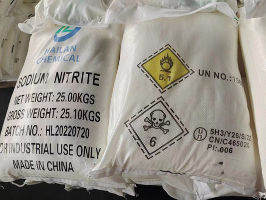 980,5% kemurnian NaNO2 Natrium Nitrite Untuk Pewarna Azo Dan Pengolahan Panas Logam